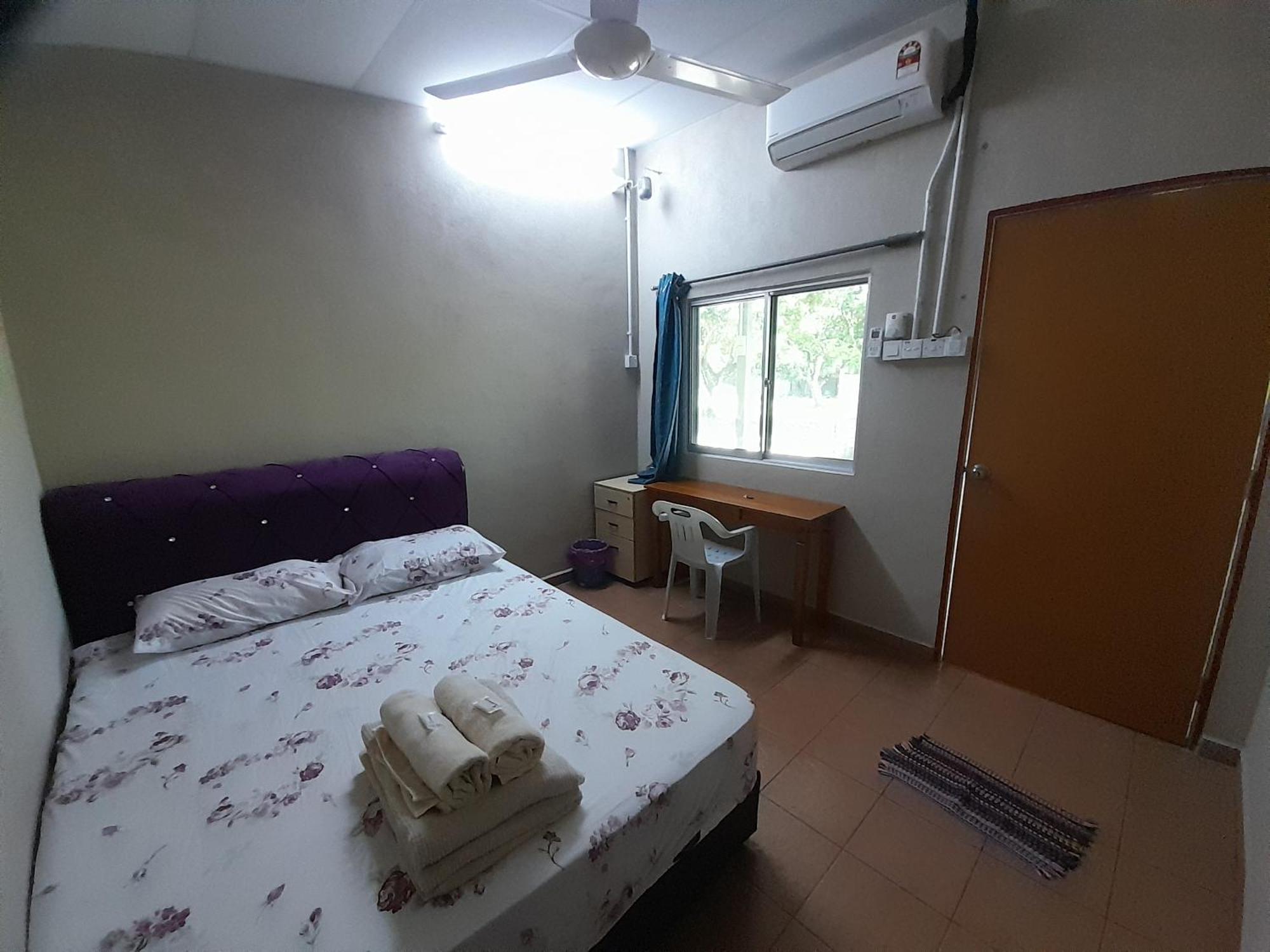 Tony'S Guesthouse At Teluk Bahang Бату-Ферринги Экстерьер фото